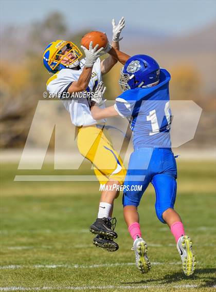 Thumbnail 2 in Coleville @ Smith Valley photogallery.