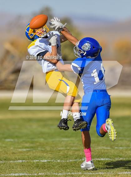 Thumbnail 3 in Coleville @ Smith Valley photogallery.
