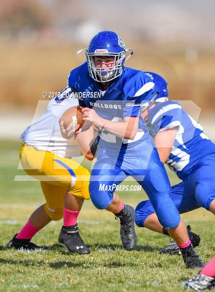 Thumbnail 2 in Coleville @ Smith Valley photogallery.