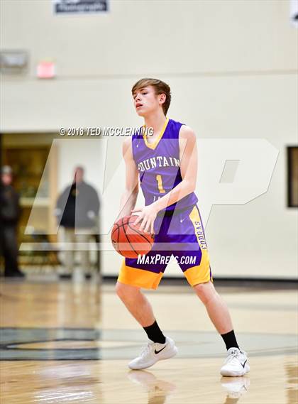 Thumbnail 2 in Fountain Lake @ Bigelow (Perry County Classic) photogallery.