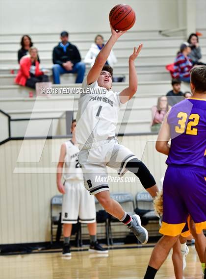 Thumbnail 1 in Fountain Lake @ Bigelow (Perry County Classic) photogallery.