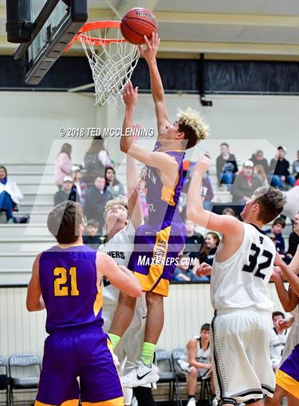 Thumbnail 1 in Fountain Lake @ Bigelow (Perry County Classic) photogallery.