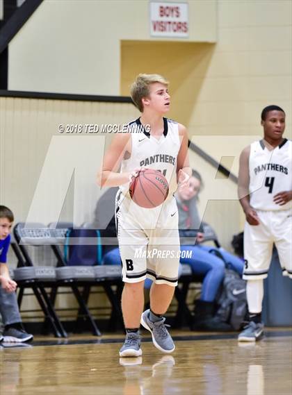 Thumbnail 1 in Fountain Lake @ Bigelow (Perry County Classic) photogallery.
