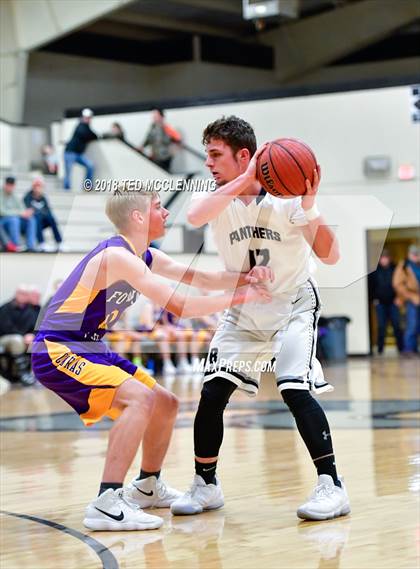 Thumbnail 1 in Fountain Lake @ Bigelow (Perry County Classic) photogallery.