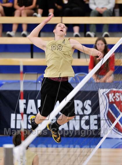Thumbnail 1 in Parker vs. Bishop Montgomery (CIF SoCal Regional D3 Final) photogallery.