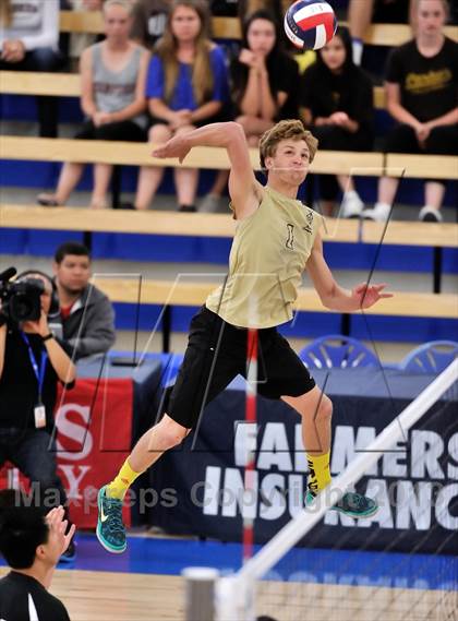 Thumbnail 2 in Parker vs. Bishop Montgomery (CIF SoCal Regional D3 Final) photogallery.
