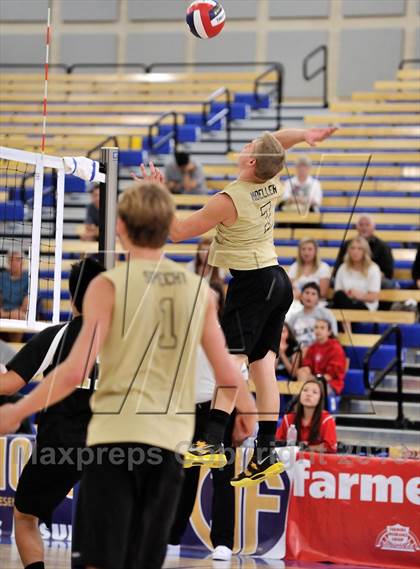 Thumbnail 2 in Parker vs. Bishop Montgomery (CIF SoCal Regional D3 Final) photogallery.