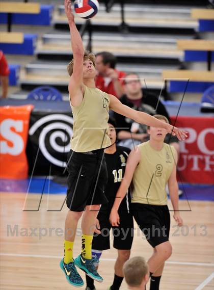 Thumbnail 1 in Parker vs. Bishop Montgomery (CIF SoCal Regional D3 Final) photogallery.