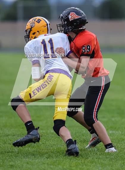 Thumbnail 3 in Lewiston @ Post Falls photogallery.