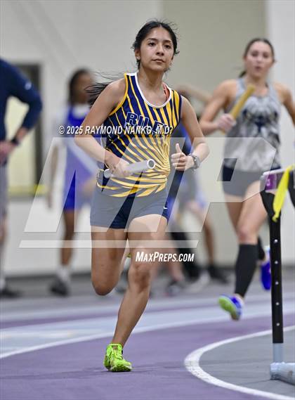 Thumbnail 2 in Taylor HSR Qualifier (4 x800m Relay)   photogallery.
