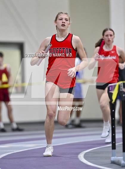 Thumbnail 2 in Taylor HSR Qualifier (4 x800m Relay)   photogallery.