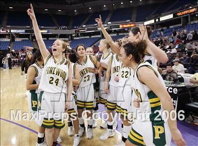 Thumbnail 3 in Pacific Hills vs. Pinewood (CIF State D5 Final) photogallery.