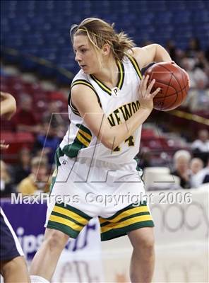 Thumbnail 1 in Pacific Hills vs. Pinewood (CIF State D5 Final) photogallery.