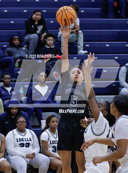 Thumbnail 2 in Stephenson @ Luella photogallery.