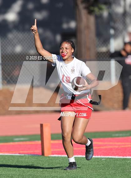 Thumbnail 2 in De Anza @ Bethel photogallery.