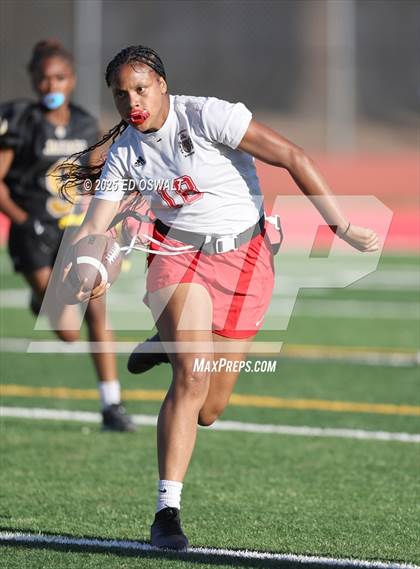 Thumbnail 2 in De Anza @ Bethel photogallery.