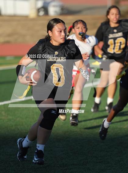 Thumbnail 3 in De Anza @ Bethel photogallery.