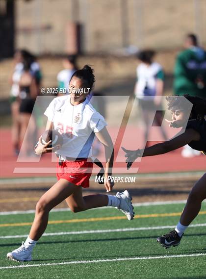 Thumbnail 3 in De Anza @ Bethel photogallery.