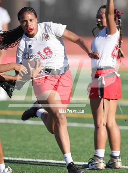 Thumbnail 2 in De Anza @ Bethel photogallery.