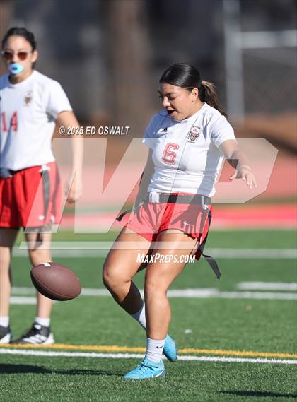 Thumbnail 3 in De Anza @ Bethel photogallery.