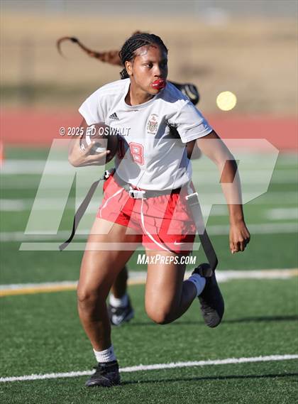 Thumbnail 3 in De Anza @ Bethel photogallery.