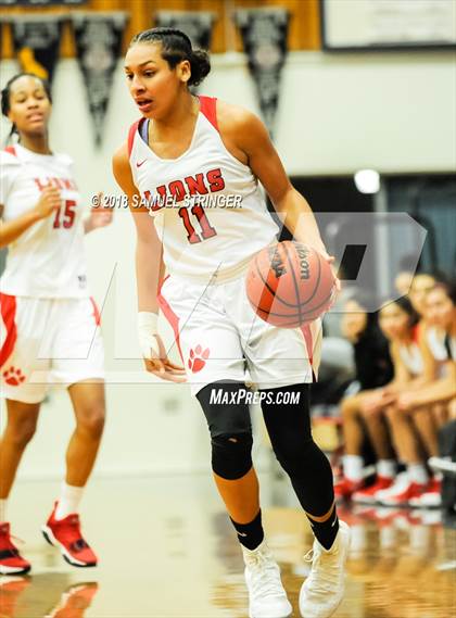 Thumbnail 1 in McClatchy vs. Carondelet (Lamorinda Classic) photogallery.