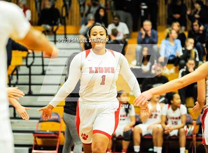 Thumbnail 3 in McClatchy vs. Carondelet (Lamorinda Classic) photogallery.