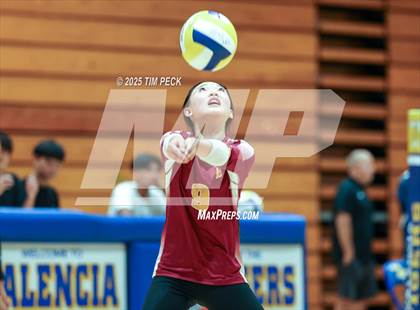 Thumbnail 1 in Esperanza @ Valencia photogallery.