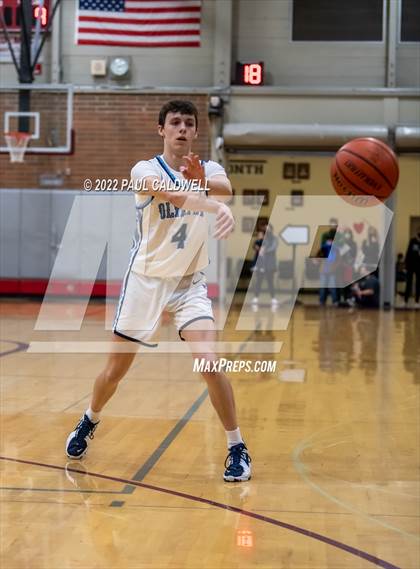 Thumbnail 3 in Curtis vs Olympia (SPSL 4A playoff) photogallery.