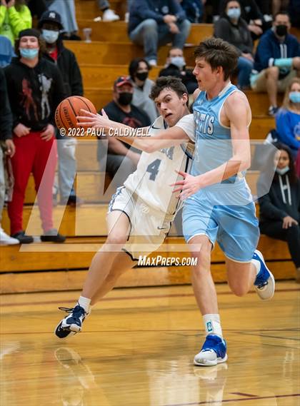 Thumbnail 2 in Curtis vs Olympia (SPSL 4A playoff) photogallery.