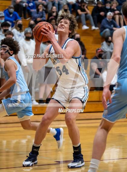 Thumbnail 3 in Curtis vs Olympia (SPSL 4A playoff) photogallery.