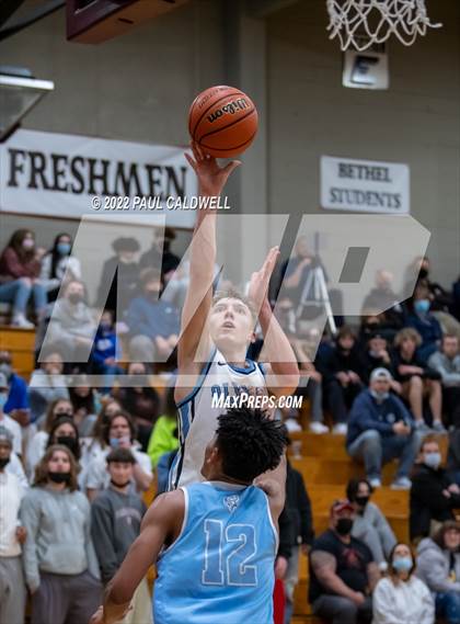 Thumbnail 3 in Curtis vs Olympia (SPSL 4A playoff) photogallery.
