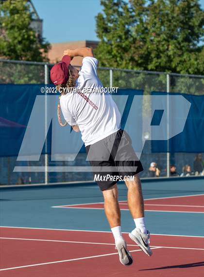 Thumbnail 3 in 5A Region 1 Tennis Tournament photogallery.
