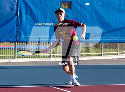 Thumbnail 3 in 5A Region 1 Tennis Tournament photogallery.