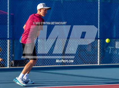 Thumbnail 3 in 5A Region 1 Tennis Tournament photogallery.