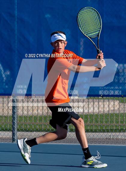 Thumbnail 3 in 5A Region 1 Tennis Tournament photogallery.