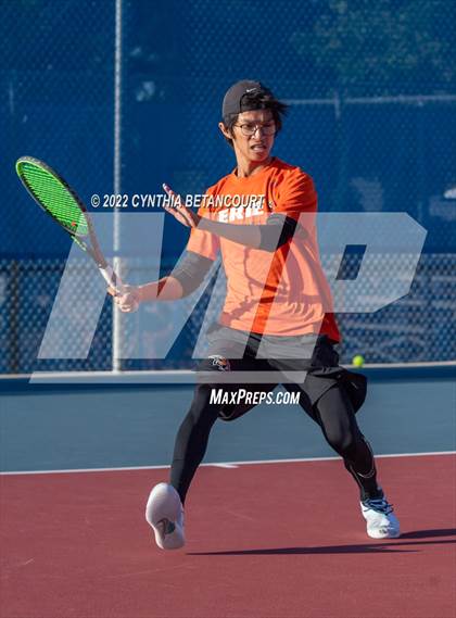 Thumbnail 2 in 5A Region 1 Tennis Tournament photogallery.