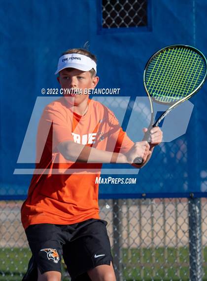 Thumbnail 3 in 5A Region 1 Tennis Tournament photogallery.