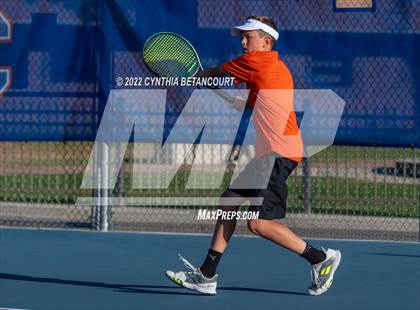 Thumbnail 1 in 5A Region 1 Tennis Tournament photogallery.