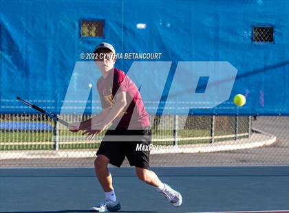 Thumbnail 2 in 5A Region 1 Tennis Tournament photogallery.