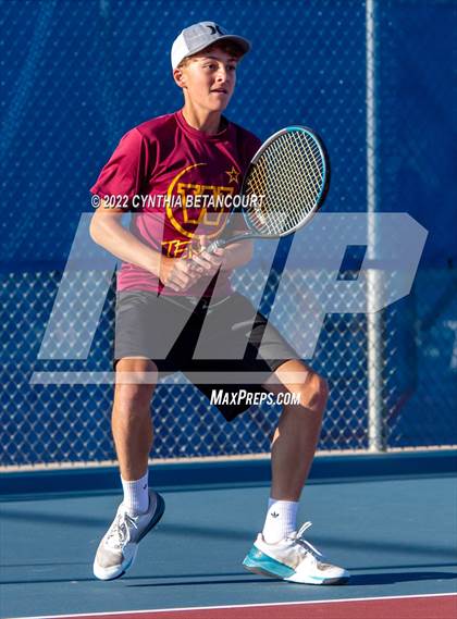 Thumbnail 2 in 5A Region 1 Tennis Tournament photogallery.