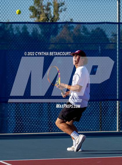 Thumbnail 2 in 5A Region 1 Tennis Tournament photogallery.