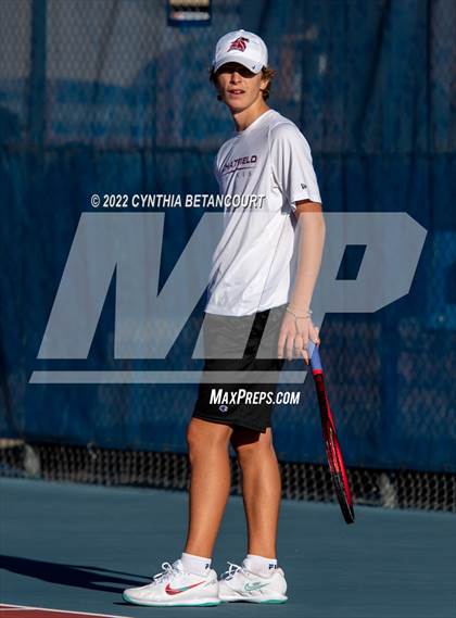 Thumbnail 2 in 5A Region 1 Tennis Tournament photogallery.
