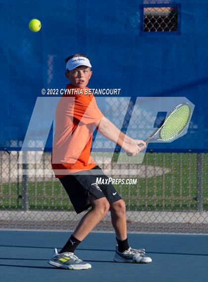 Thumbnail 1 in 5A Region 1 Tennis Tournament photogallery.