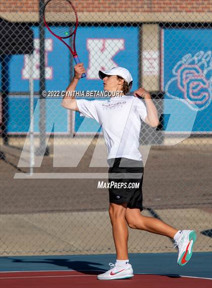 Thumbnail 1 in 5A Region 1 Tennis Tournament photogallery.