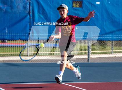 Thumbnail 1 in 5A Region 1 Tennis Tournament photogallery.