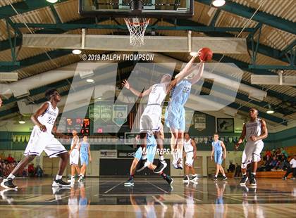 Thumbnail 3 in Sacramento vs. Pleasant Valley (Adidas Challenge) photogallery.