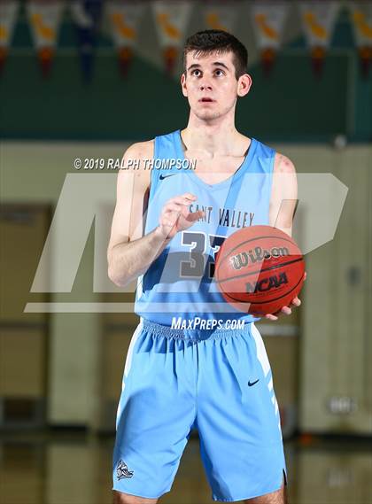 Thumbnail 3 in Sacramento vs. Pleasant Valley (Adidas Challenge) photogallery.