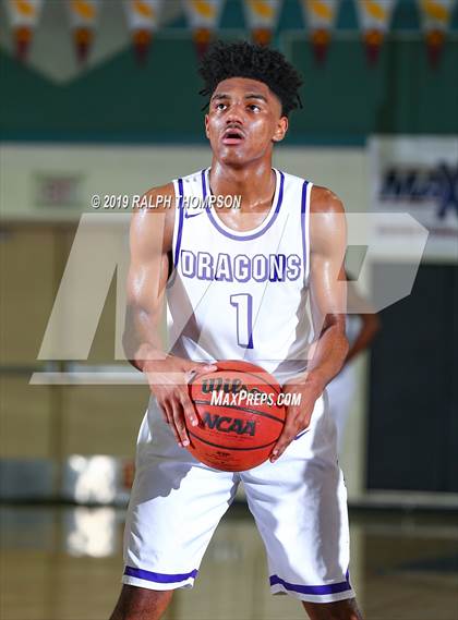 Thumbnail 3 in Sacramento vs. Pleasant Valley (Adidas Challenge) photogallery.