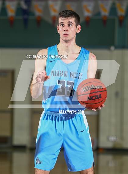 Thumbnail 2 in Sacramento vs. Pleasant Valley (Adidas Challenge) photogallery.